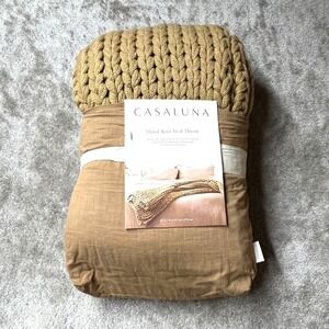 Casaluna Hand-Knit Oversized Chunky Textured Bed Throw In Warm Brown 50" X 70"